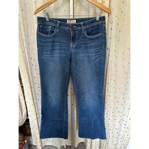 L.E.I. Juniors Bridget Medium Wash Embroidered Pockets Curvy Boot Cut Jeans 9